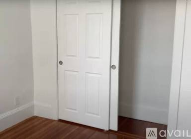 Main picture of 64 Hemenway St