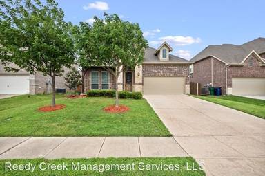 Main picture of 4202 Oak Bluff Rd