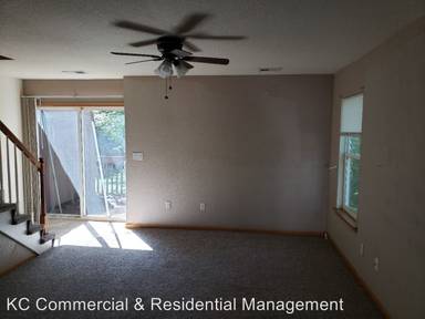 Main picture of 18501 E 3rd Street Ct N