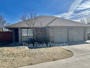 Main picture of 1412 S Mississippi Ave