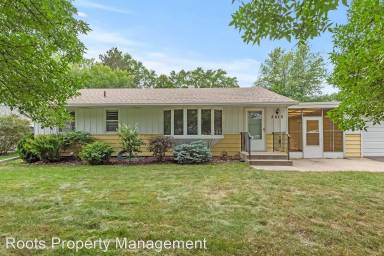 Main picture of 3815 Kenny Ln