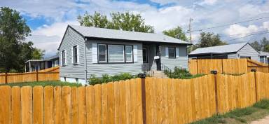 Main picture of 2904 Plum Dr