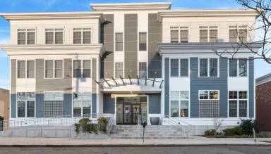 Main picture of 353 Summer St