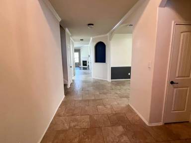 Main picture of 326 Briar Park Dr