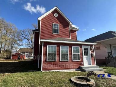 Main picture of 815 N 6th St