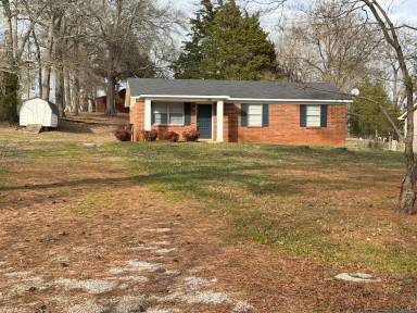 Main picture of 189 Warden Dr