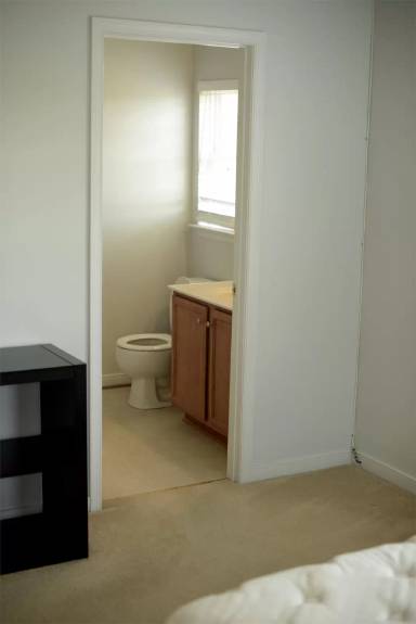 Main picture of 102 Colter Dr