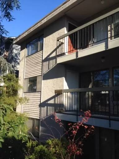 Main picture of 4142 36th Ave SW