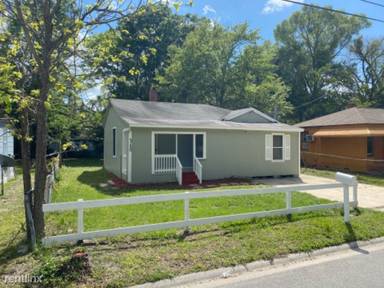 Main picture of 3102 Thomas St