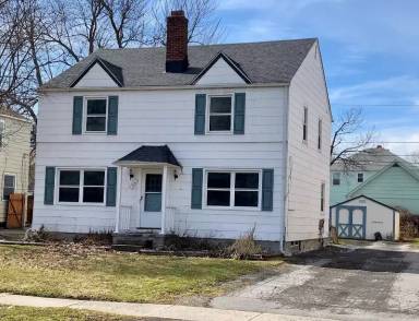 Main picture of 100 Virginia Rd