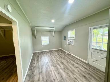 Main picture of 300 Bundrum Dr NW