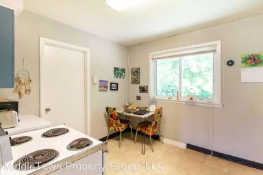 Main picture of 1300 W Rex St