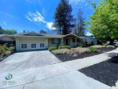 Main picture of 10600 E Estates Dr