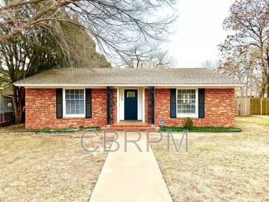 Main picture of 3705 27th St