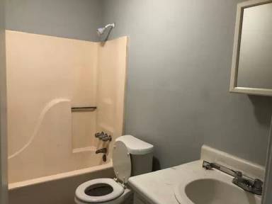 Main picture of 413 N Hill St