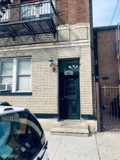 Main picture of 214 64th St