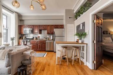 Main picture of 18 W Stow Rd