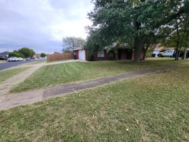 Main picture of 4808 Browning Dr