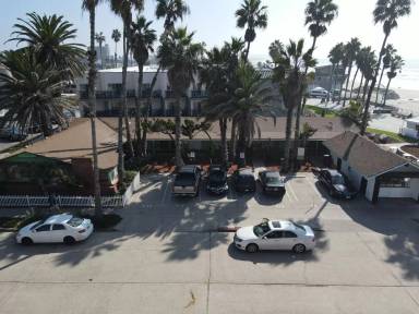 Main picture of 4449 Ocean Blvd