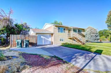 Main picture of 2801 Hall Ave