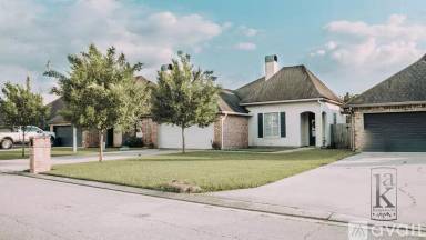 Main picture of 200 Creekside Dr