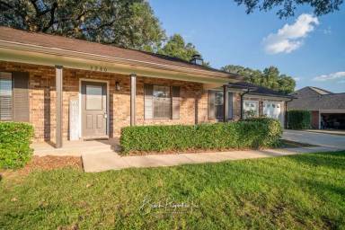 Main picture of 3280 Windmill Cir