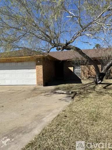 Main picture of 9558 Goldfinch Cir