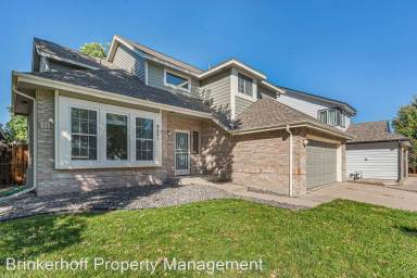 Main picture of 9221 W 101st Pl