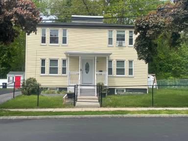 Main picture of 80 Gladeside Ave