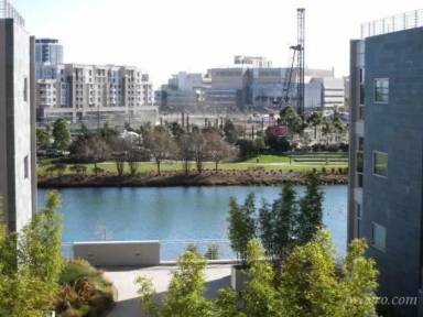 Main picture of Berry St