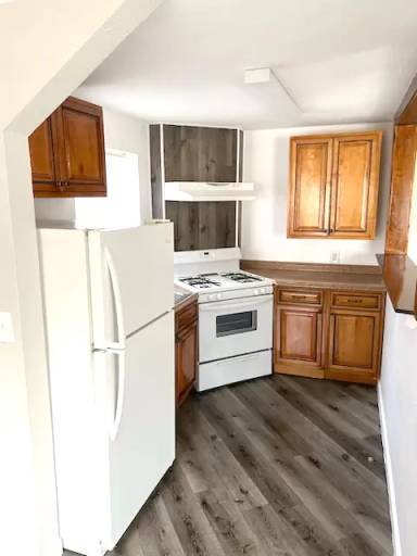 Main picture of 56 Park Ave