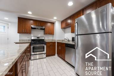 Main picture of 2113 W Concord Pl