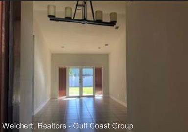 Main picture of 4539 SW 6th Pl