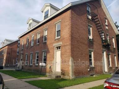 Main picture of 3 Grant Ave