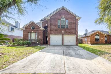 Main picture of 3215 Ivory Pointe Dr