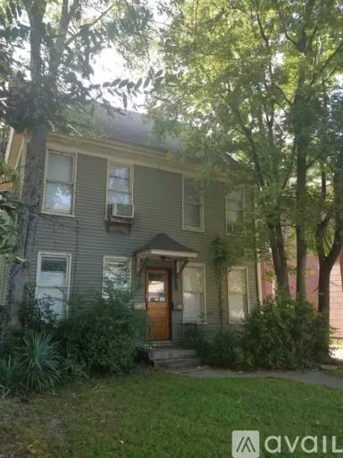 Main picture of 41 S McLean Blvd