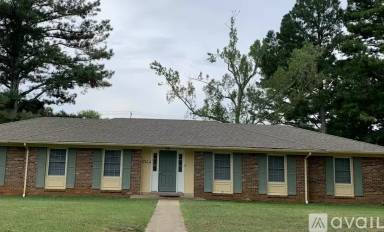 Main picture of 1715 Whippoorwill Dr