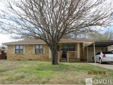 Main picture of 4304 Woodedge Dr