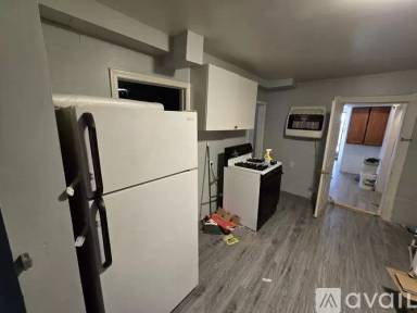 Main picture of 3520 S Marshfield Ave