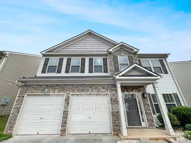 Main picture of 319 Barrett Chase Dr