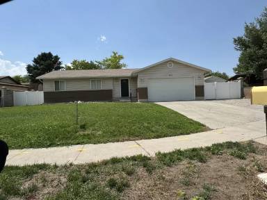 Main picture of 5972 S Roanoke Dr