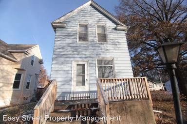 Main picture of 2142 3rd St