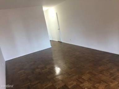 Main picture of 165 E 35th St Apartments