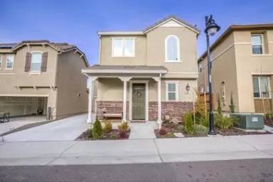 Main picture of 1379 Larkspur Dr