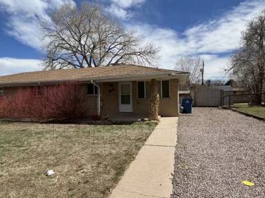 Main picture of 150 S Cody Ct