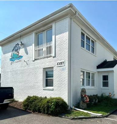 Main picture of 1357 E Ocean View Ave