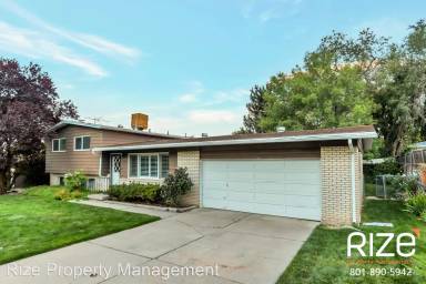 Main picture of 7746 S Biscayne Dr