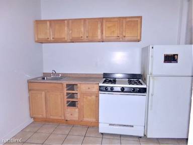 Main picture of 1320 W Estes Ave