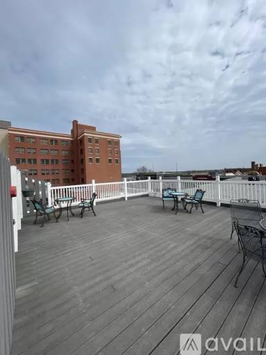 Main picture of 418 S Main St