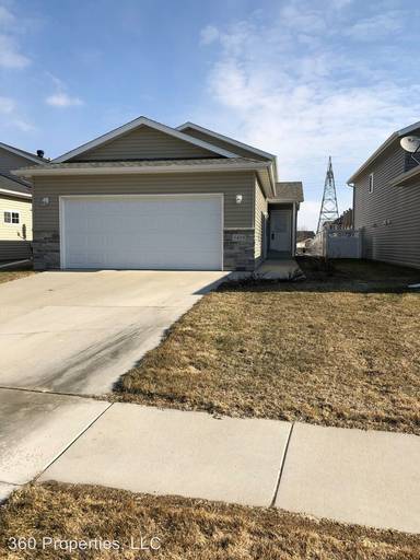 Main picture of 5409 49th Ave S